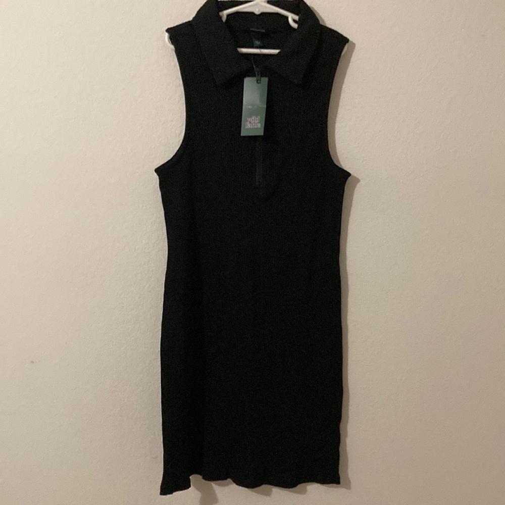 Wild fable Large black sleeveless dress. Collar with zipper 94% cotton 6%spandex